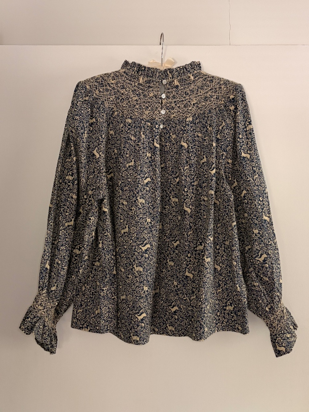 Doen Amoret top in Blue Prancing Fawn - Picture 6 of 6